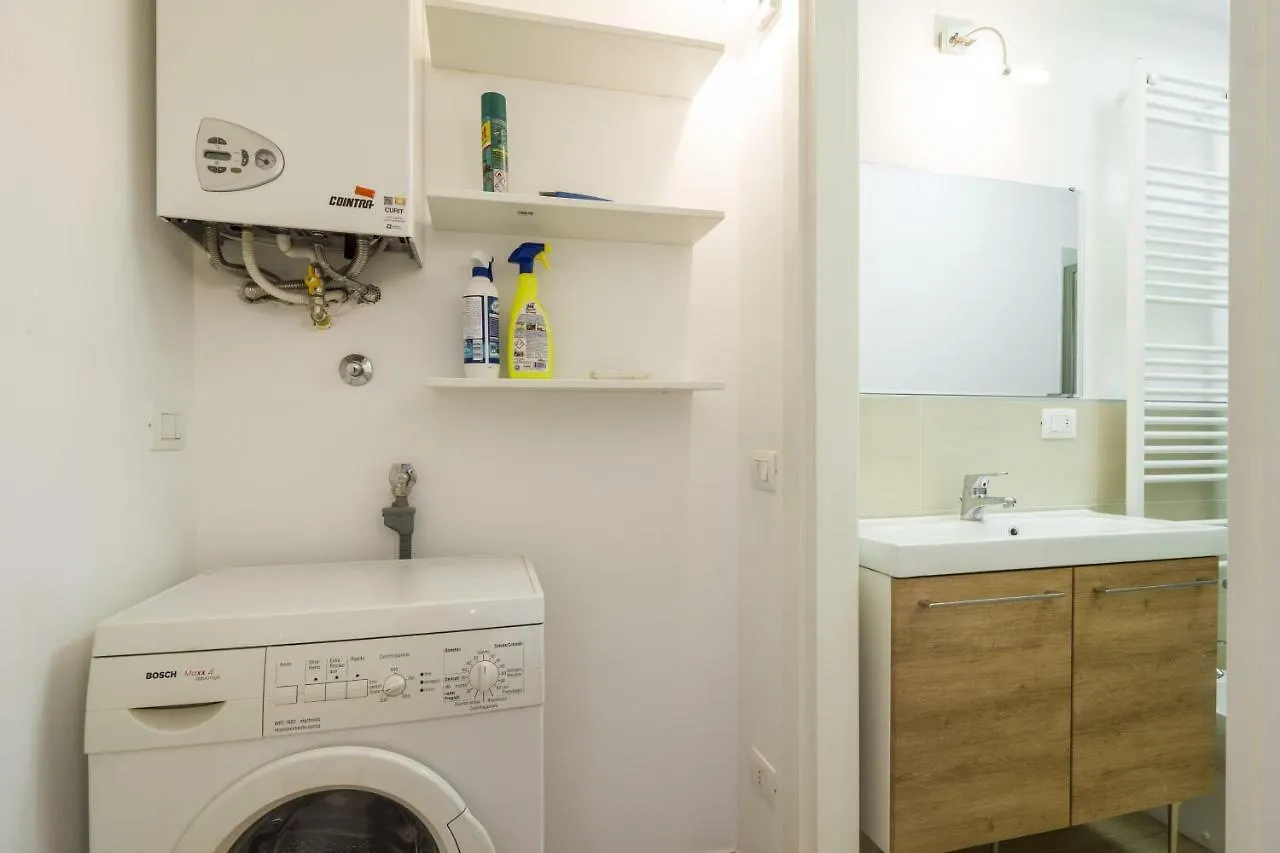 Apartamento Primopiano - Melzo A Milán 0*,  Italia