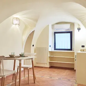 Blu Bari