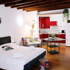 Apartamento Hbhall Navigli 2, Milán